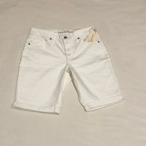2 for $30 NWT Universal Threads Shorts